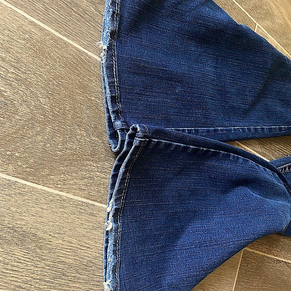 Silver Jeans Suki Mid Rise Boot Cut - Picture 8 of 8